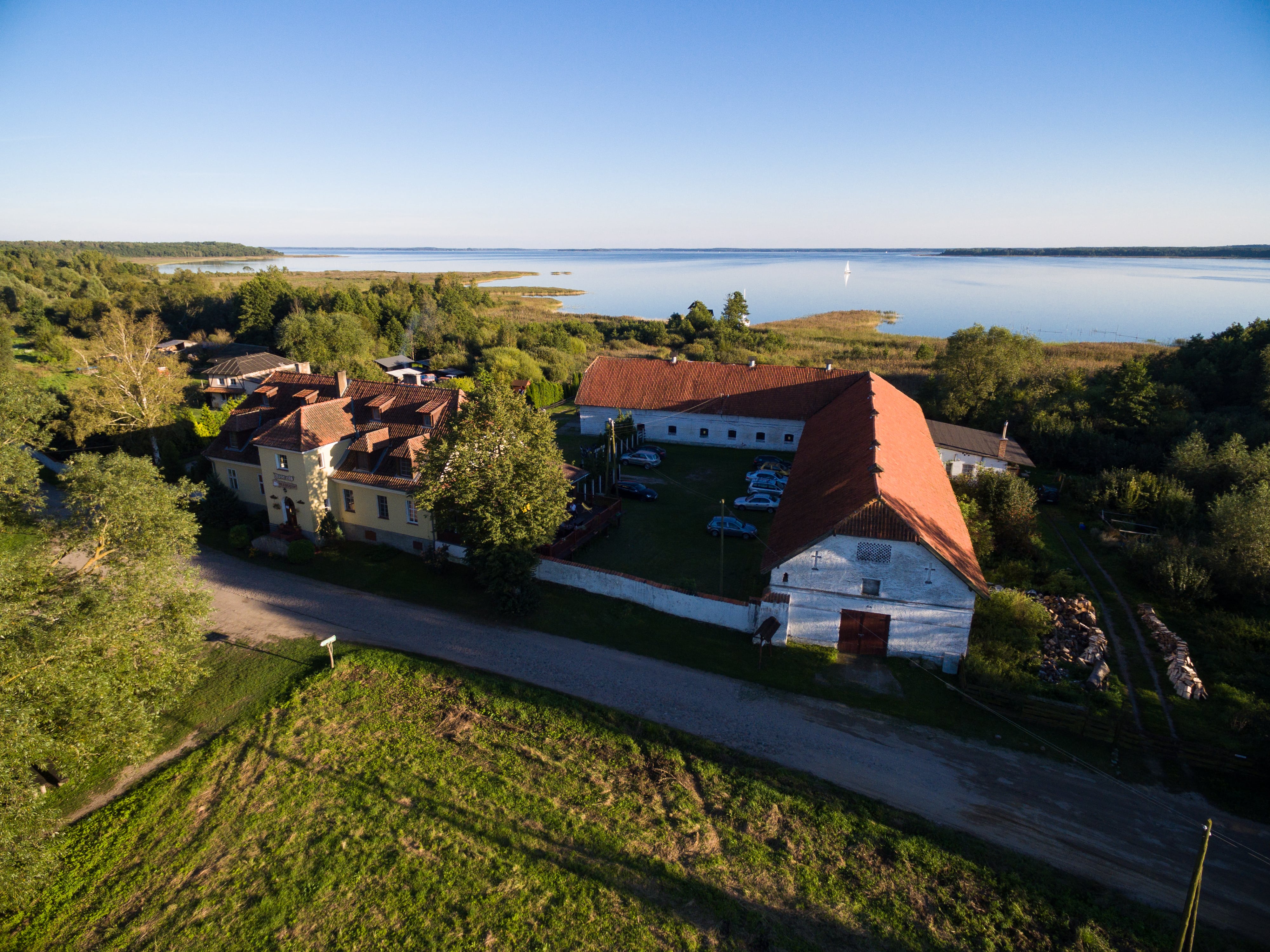 Folwark Łuknajno nad Jeziorem Śniardwy